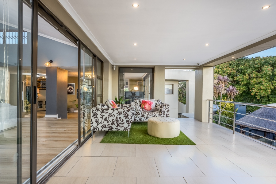 4 Bedroom Property for Sale in Loevenstein Western Cape